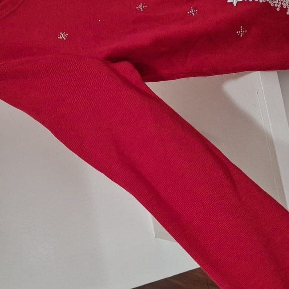 FESTIVE CHRISTMAS SWEATER - Picture 8 of 12